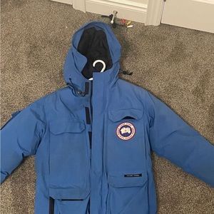 NOT REAL PRICE, PRICE IS NEGOTIABLE SEND OFFERS JACKET IS FAIRLY USED